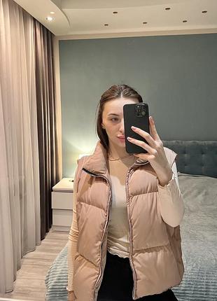 Женская жилетка