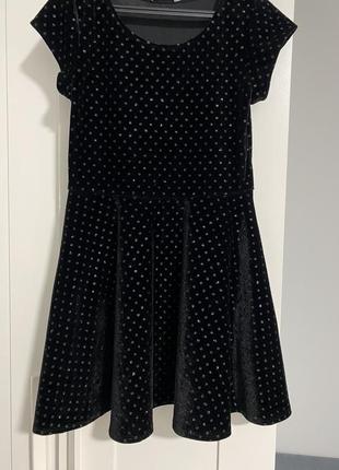 Черное велюровое платье