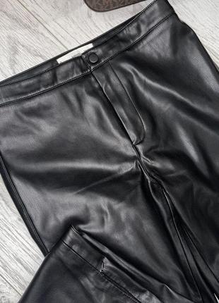 Очень стильные брюки, леггинсы, лосины, кожаные( заменитель) mango5 фото
