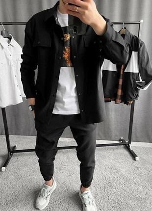 Чоловічий костюм