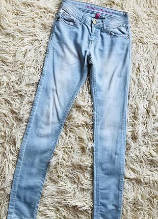 Джинсы голубые ,джинсы denim co ,super skinny