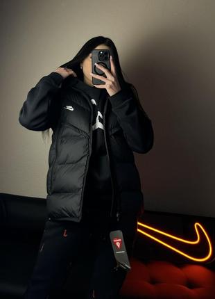 Черная жилетка nike пуховая oversize найк оверсайз унисекс9 фото