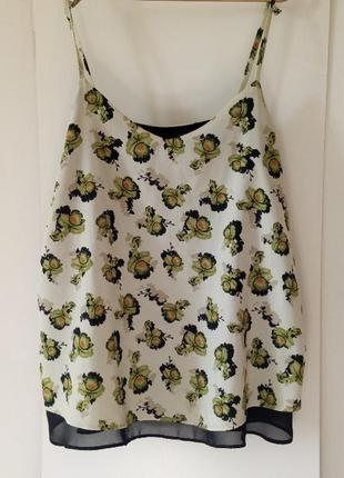Майка топ блуза с цветочным принтом легкая а силуэт