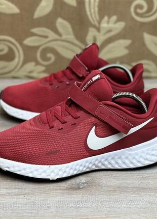 Оригинальные кроссовки nike revolution 5 flyeasy (44р 28см)