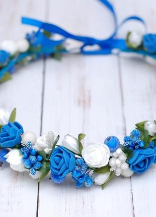 Веночек с цветами бело-синий1 фото