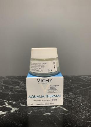 Vichy aqualia thermalquery питательный увлажняющий крем для сухой и очень сухой кожи2 фото