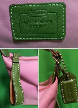 Розовая мини сумка косметичка с отделкой из зелёной кожи coach5 фото