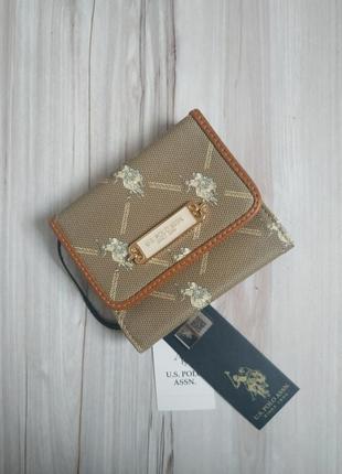 Бежевий жіночий гаманець з текстилю з емблемою фірми u.s. polo assn оригінал2 фото