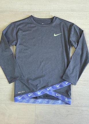 Спортивный лонгслив для девочки nike на 7 лет