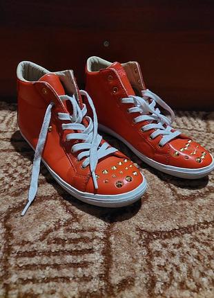 Sneakers buffalo 38 р