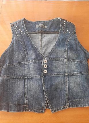 Стильний жилет