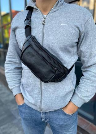 Чоловіча бананка з натуральної шкіри чорна