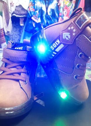 Демисезонные led ботинки с подсветкой для мальчика р.24