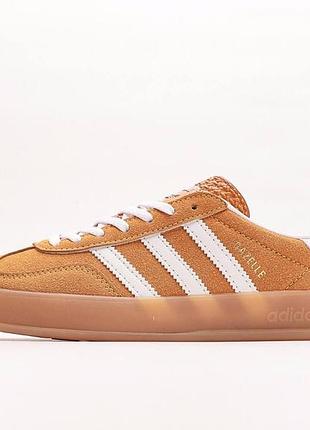 Женские кроссовки adidas gazelle