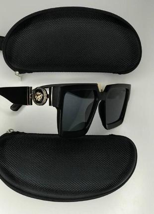 Женские солнцезащитные очки versace черные с золотыми вставк квадратные матовые бабочки среднее и крупное лицо2 фото
