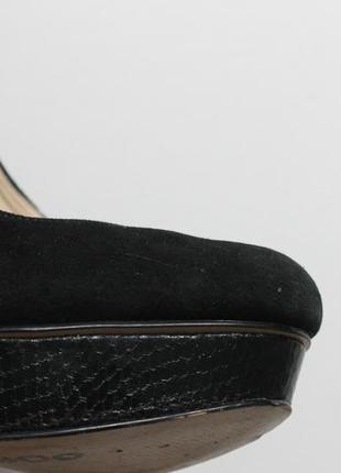 Черные, замшевые туфли с оригинальным каблуком nine west3 фото