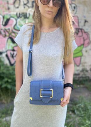 Сумка на длинной ручке cross-body бананка сумочка трендовая и стильная кроссбоди