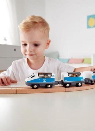 Набір для іграшкової залізниці hape потяг інтерситі з вагонами (e3728)2 фото