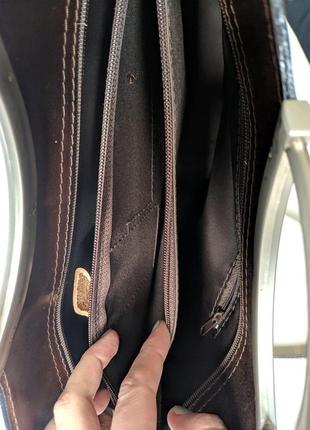 Шкіряна стильна сумка в офісному стилі6 фото