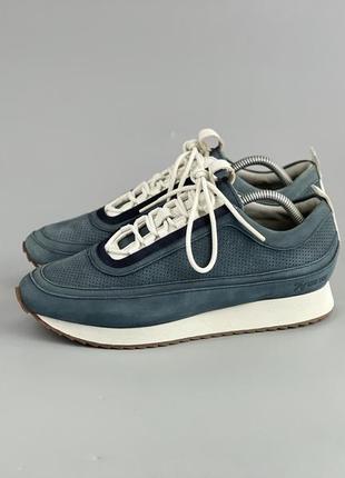 Фірмові шкірні кросівки в стилі tods