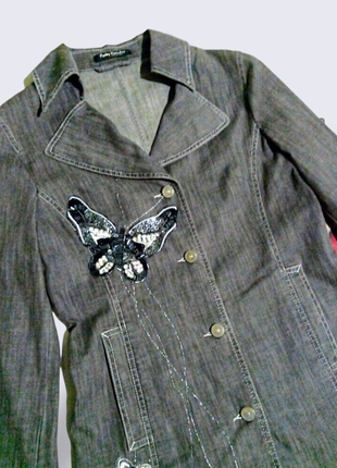 Длинный коттоновый пиджак с вышивкой4 фото