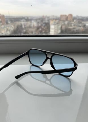 Солнцезащитные очки, аксессуары