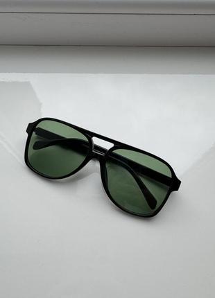 Солнцезащитные очки, аксессуары1 фото