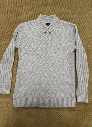 Серый вязаный теплый зимний мужской свитер