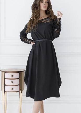 Чорна сукня-трапеція з гіпюровою вставкою3 фото