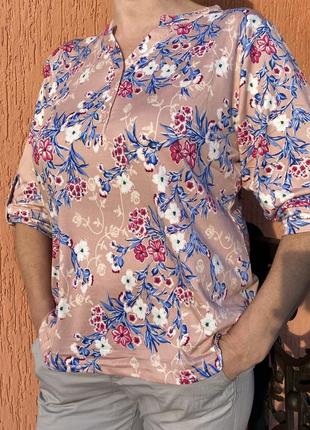 Блузочка с цветочным принтом цвета пудра 🌸🌸🌸1 фото