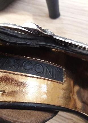 Невероятно красивые кожаные  туфли с открытым носочком и украшение- бантом. basconi5 фото