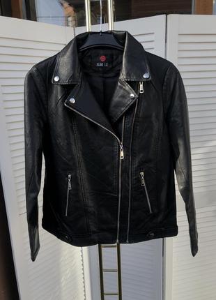 Курта жіноча