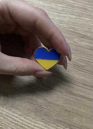 Патріотичні значки брошка україна серце