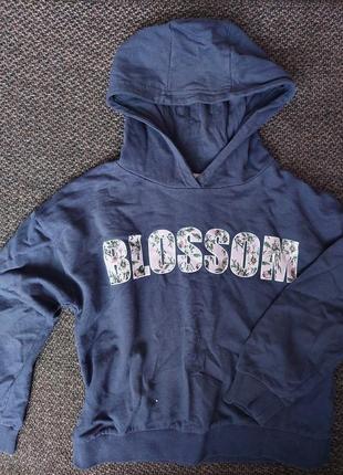 Кофта из капишоно