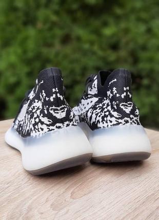 Мужские кроссовки adidas yeezy boost 380 белые с черным скипь sale &lt;unk&gt; smb3 фото