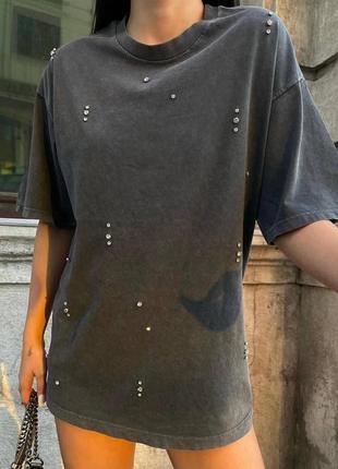 Женская футболка с камнями стразами2 фото