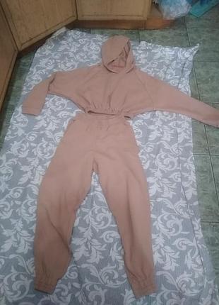 Костюм спорт