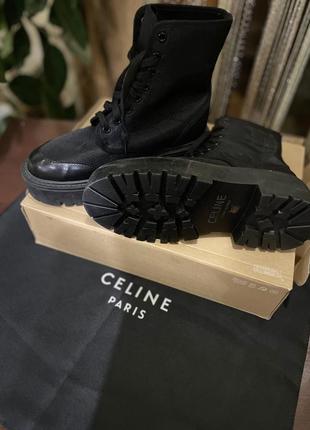 Женские черные сапоги ботинки celine из кожи и нейлона с белым логотипом селин на высокой платформе2 фото