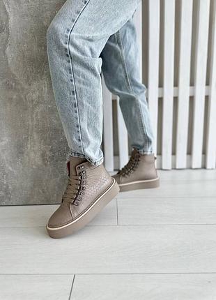 Ботинки кожаные демисезонные на шнурках