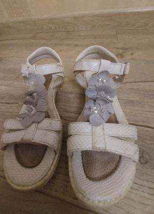 Детские белые босоножки для девочки на липучках tom.m