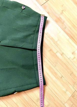 Стильні зелені завужені брюки7 фото