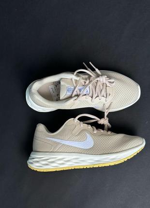 Женские кроссовки nike revolution 6 nn