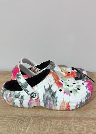 Крокси crocs lined  tie dye clog black/multi