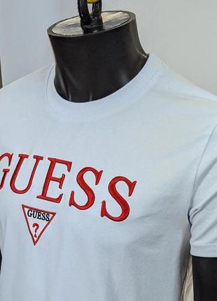 Чоловіча футболка guess чорна / біла4 фото