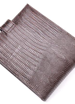 Лакированное мужское портмоне с хлястиком из натуральной фактурной кожи karya 21082 коричневый2 фото
