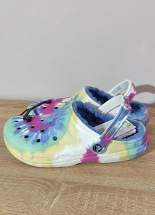 Крокси crocs lined  tie dye clog blue/multi
41-422 фото