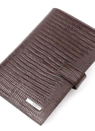 Лакированное мужское портмоне с хлястиком из натуральной фактурной кожи karya 21194 коричневый1 фото