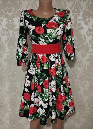 Платье женское