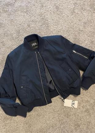 Куртка бомбер от zara 💚