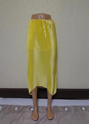 Жёлтая плиссированная юбка zara